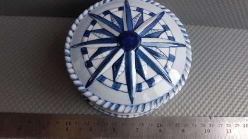 Vintage! Ceramic Blue & White Lidded Trinket Dish - Phillipines