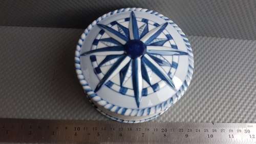 Vintage! Ceramic Blue & White Lidded Trinket Dish - Phillipines