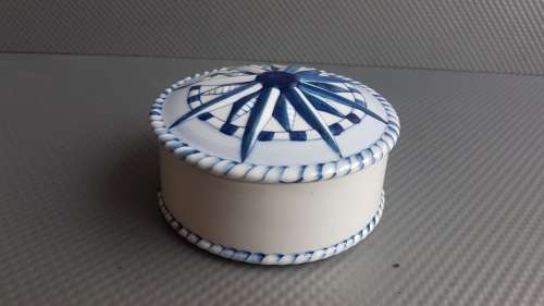 Vintage! Ceramic Blue & White Lidded Trinket Dish - Phillipines
