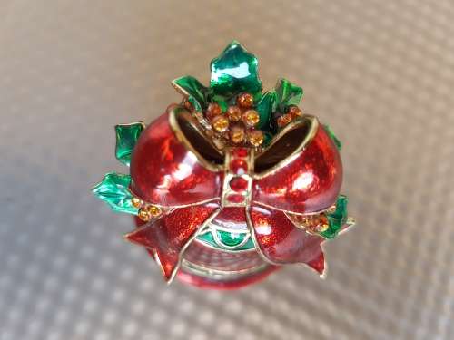 Vintage! Christmas Bell Trinket Box Enamel Metal.