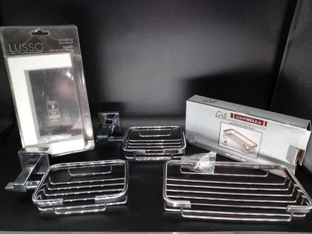 NEW! Bathroom accessories - Soap Dishes x 3 and Bamboo hand towel holder