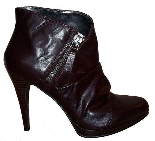 Nine West Rhona Ankle Boots (Genuine Leather) Size 6