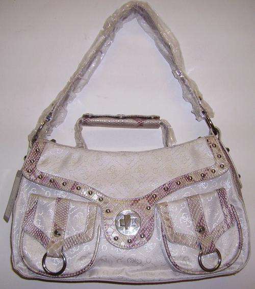 Pretty & Feminine GUESS handbag