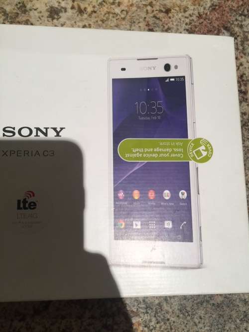 Sony C3 Cellphone Demo Excellent Condition with glass screen protector and cover