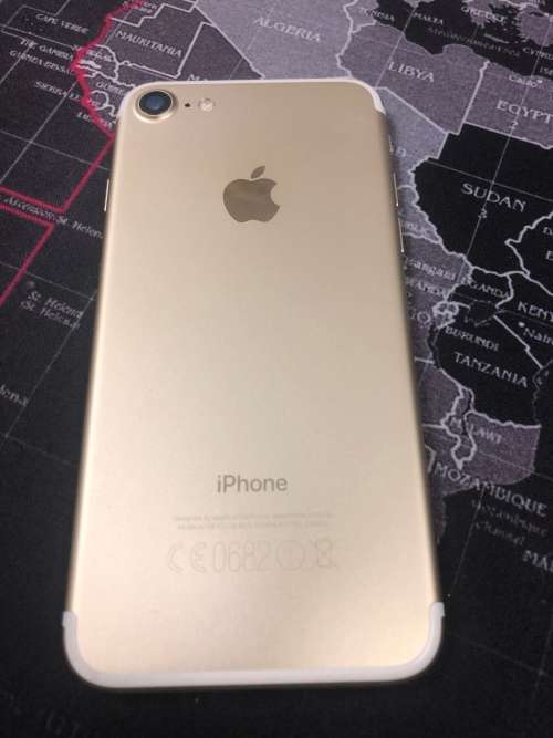 APPLE IPHONE 7 32GB USED EXCELLENT CONDITION HOWEVER THE WIFI DOES NOT WORK