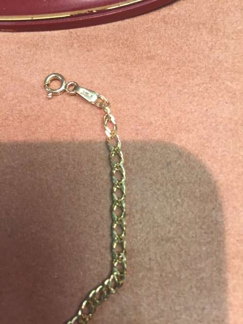 9K solid 9 carat Gold--bracelet- double curb -Cm19 long