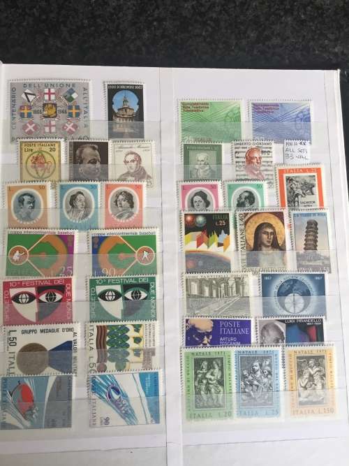 Italy    - Unmounted - MNH superb 67 stamps  in sets  - High Catalog Value
