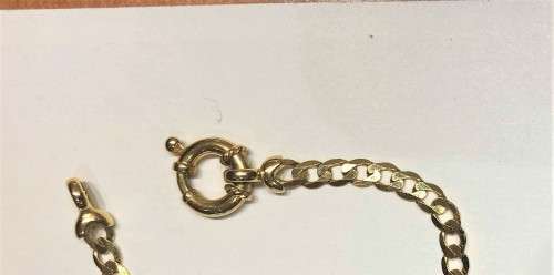 9K/ 9  carat solid Yellow  Gold,  imported  charm bracelet , cm 19 Long with fancy clasp