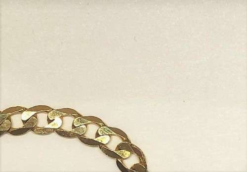 9K/ 9  carat solid Yellow  Gold,  imported  charm bracelet , cm 19 Long with fancy clasp