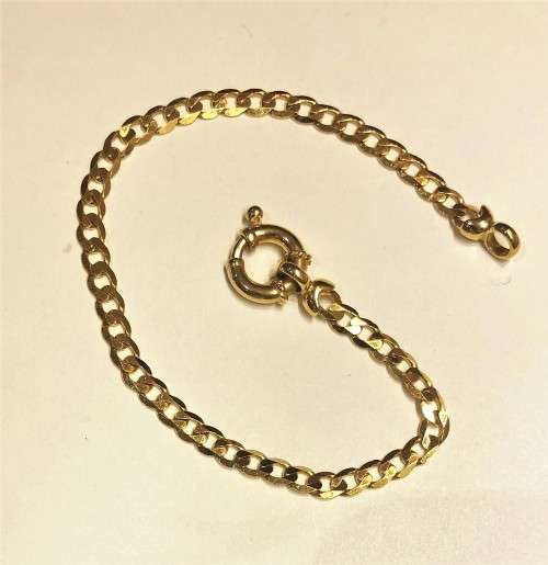 9K/ 9  carat solid Yellow  Gold,  imported  charm bracelet , cm 19 Long with fancy clasp
