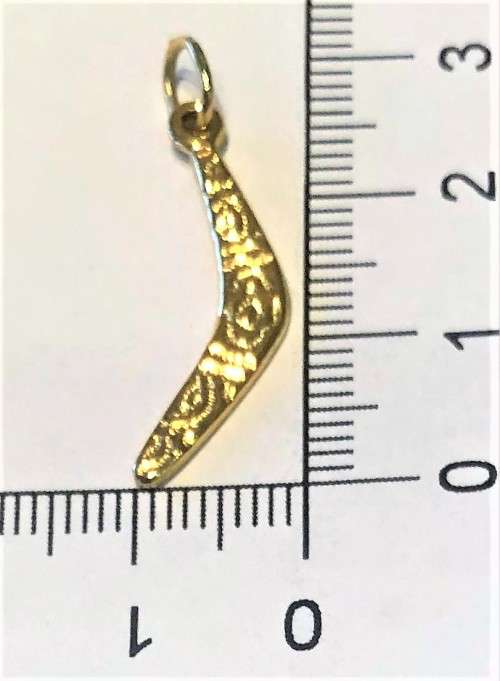 9K solid  9 carat Gold , stunning imported charm - Boomerang