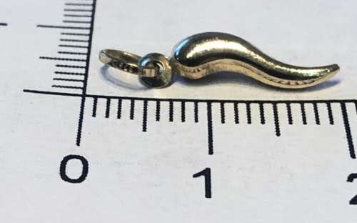 9K solid  9 carat Gold , stunning imported charm ------Lucky small horn