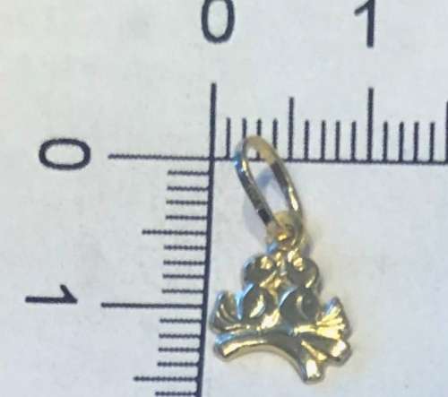 9K solid  9 carat Gold , stunning imported charm -  2 birds  in a nest