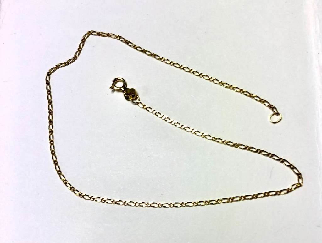 9k solid 9 carat Gold -----1 /1 Alternate Link Anklet------- cm. 26 long ----2.0mm. wide