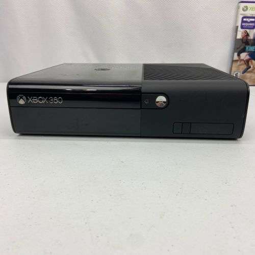 Microsoft Xbox 360 Console 500GB with Kinect + 2 Remotes + 20 games