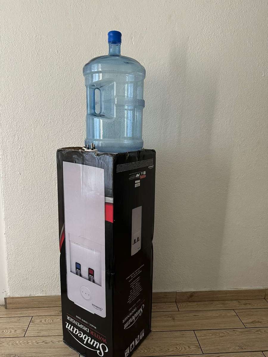 Sunbeam Water Dispenser