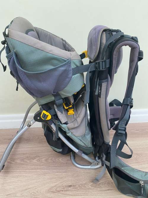 Deuter Kid Comfort 2 Kid carrier