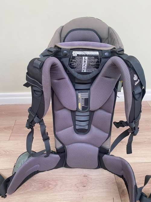 Deuter Kid Comfort 2 Kid carrier