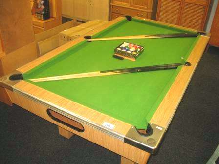 POOL TABLE