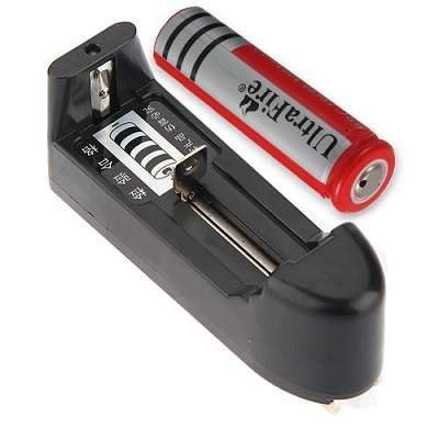 Battery Charger CR123A 18650 14500 Li-ion AA AAA UK plus 18650 battery