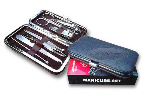 7 Piece Manicure Set Perfect Gift !!!