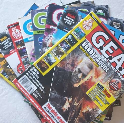 LOT OF 9 X G.E.A.R. MAGAZINES - GAMING EQUIPMENT & REVIEWS - XBOX - PSP - NINTENDO - PS - GAMECUBE
