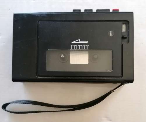 VINTAGE SONY CASSETTE - CORDER. MODEL: TCM-121 (CIRCA 1980`S) TAPE RECORDER/WALKMAN