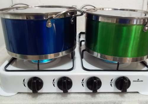 4 BURNER LPG AUTO HOUSE HOLD GAS STOVE only white color are available