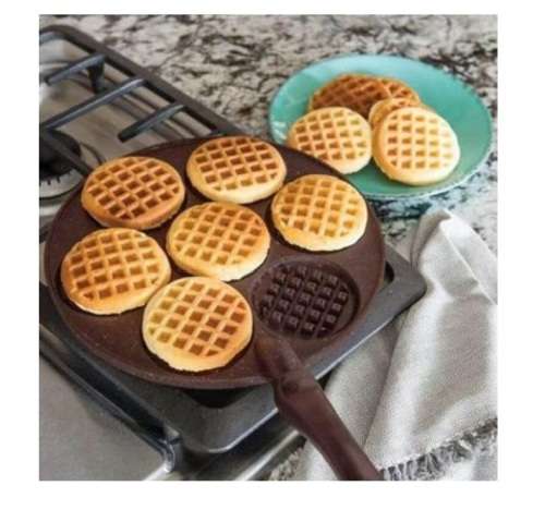 Non-Stick Waffle Maker Pan -7 Holes