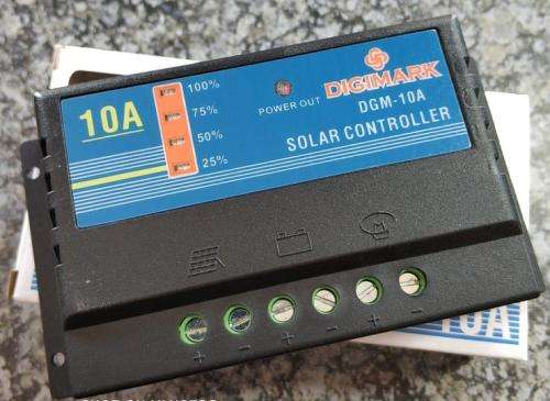 4000W Inverter + 2 x 100W panels 2x 105Ah GEL DEEP CYCLE Solar batteries + 10Ah solar controller
