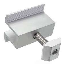 4000W Inverter + 2 x 100W panels 2x 105Ah GEL DEEP CYCLE Solar batteries + 10Ah solar controller