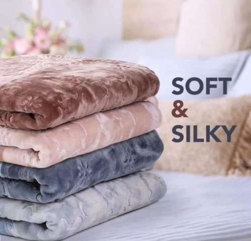 THICK, SOFTEST SILKY QUEEN SIZE BLANKET - VARIOUS COLOURS