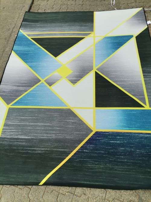 ABSOLUTELY BEAUTIFUL 3D CARPETS - VARIOUS DESIGNS SEE AUCTION