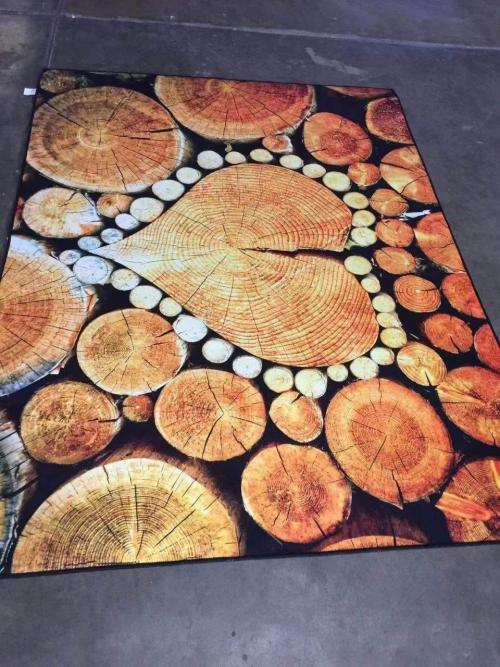 ABSOLUTELY BEAUTIFUL 3D CARPETS - VARIOUS DESIGNS SEE AUCTION