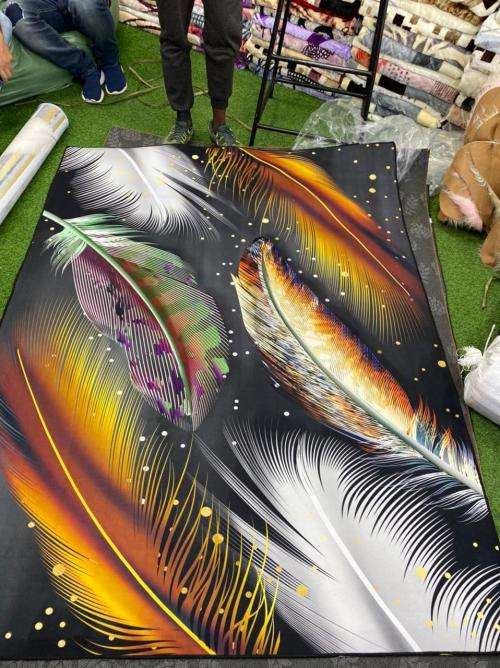 ABSOLUTELY BEAUTIFUL 3D CARPETS - VARIOUS DESIGNS SEE AUCTION