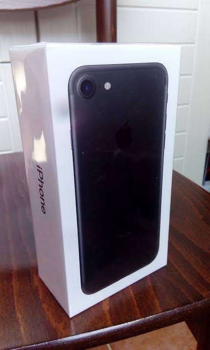 APPLE IPHONE 7 64GB - RED (2) & BLACK (3)