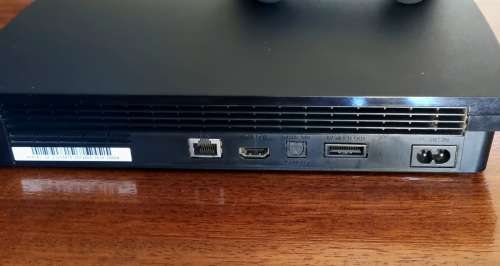 Playstation 3 Slim 500GB Console + Controller + 3 Games - Free Shipping