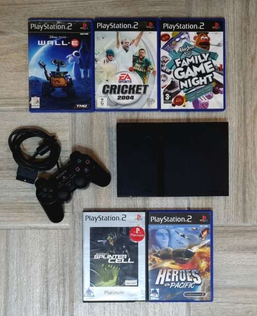 Playstation 2 + 5 Games + Controller + Original Box - Free Shipping