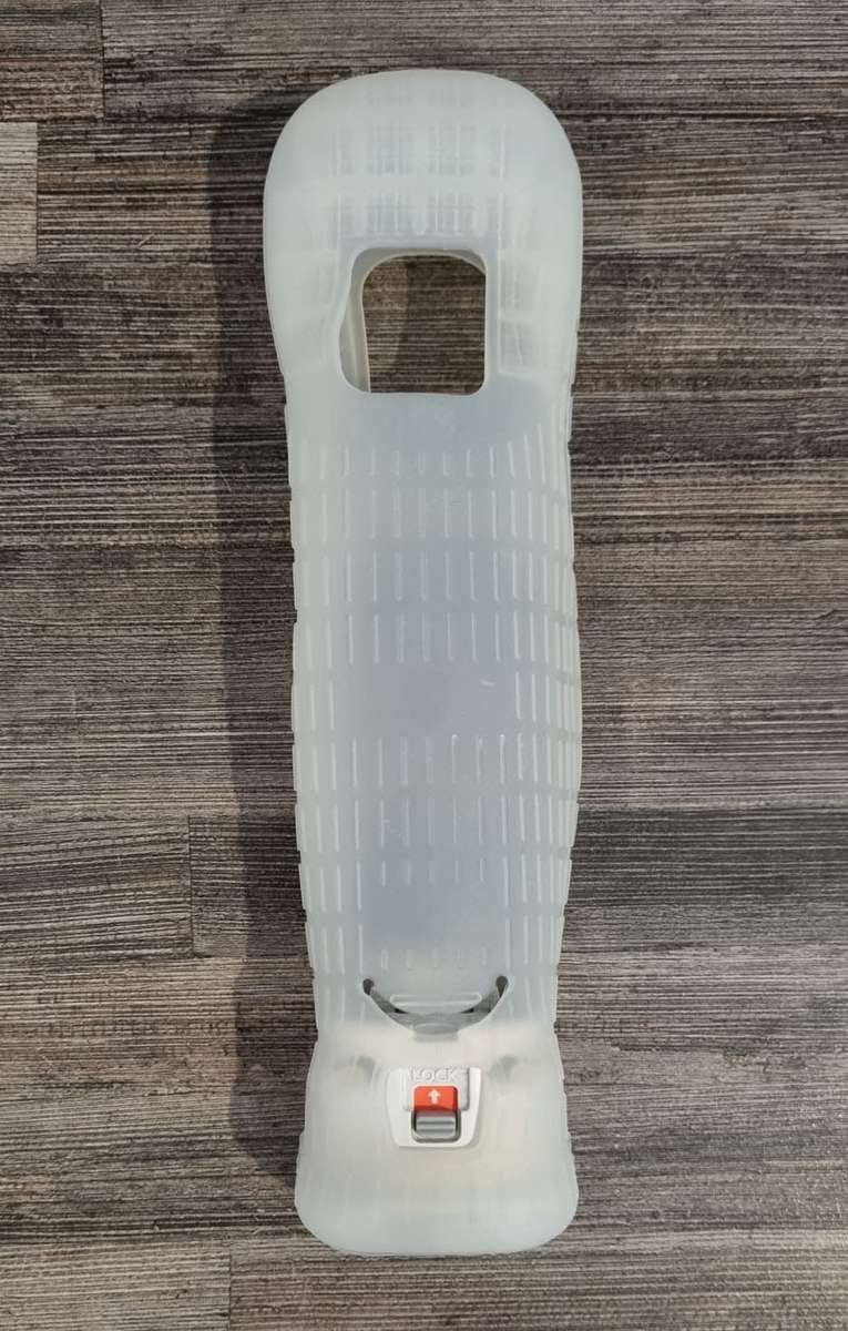 Motion Plus Adapter for Nintendo Wii With Silicon Cover - Price Drop