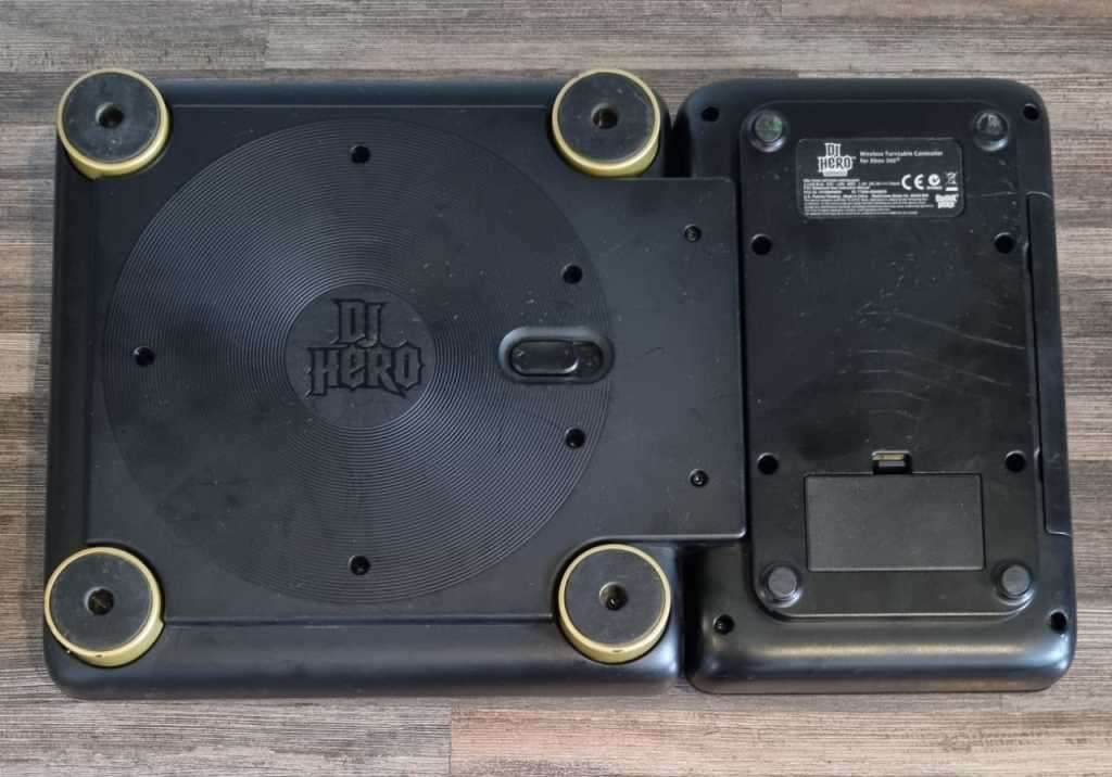 DJ Hero Board + Games for Xbox 360