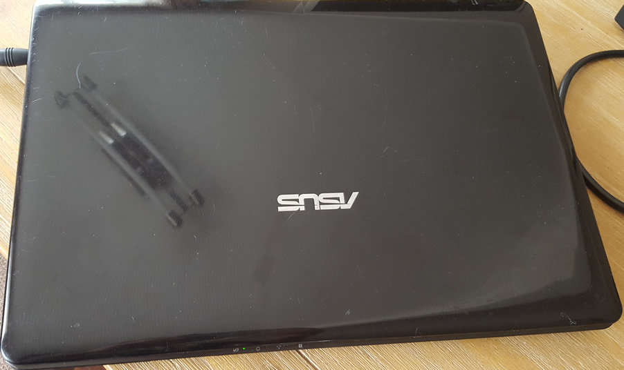 ASUS N61JV-JX421x - 16" - Core i5 460M - 2GB RAM - 160 GB HDD