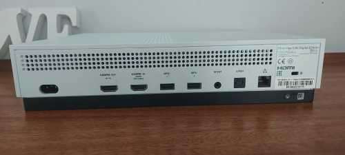 XBOX ONE S 1TB DIGITAL EDITION + CONTROLLER + CABLES