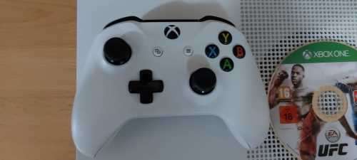 Last one. XBOX ONE S 1TB Console + Controller + Game Excellent working condition