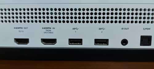 XBOX ONE S 1TB Console Excellent working condition