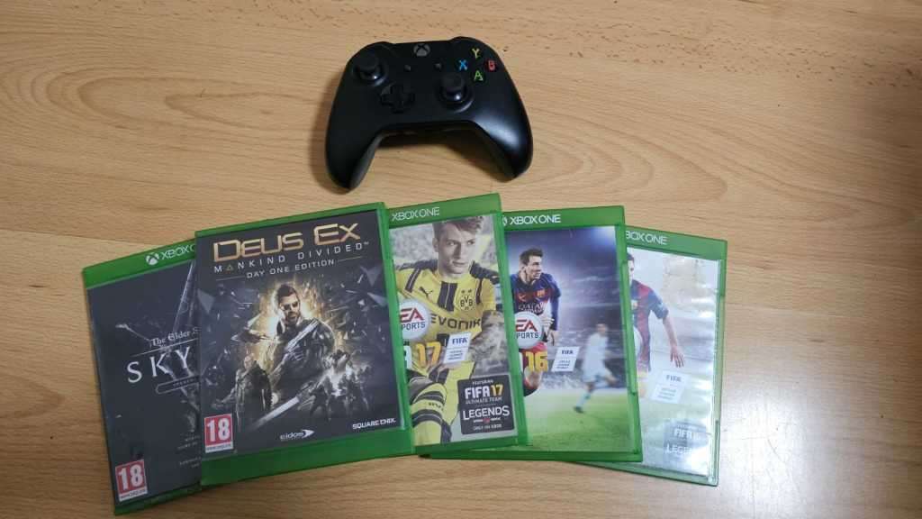 XBOX ONE X 1TB Console + Controller + 5 x Game Excellent working condition