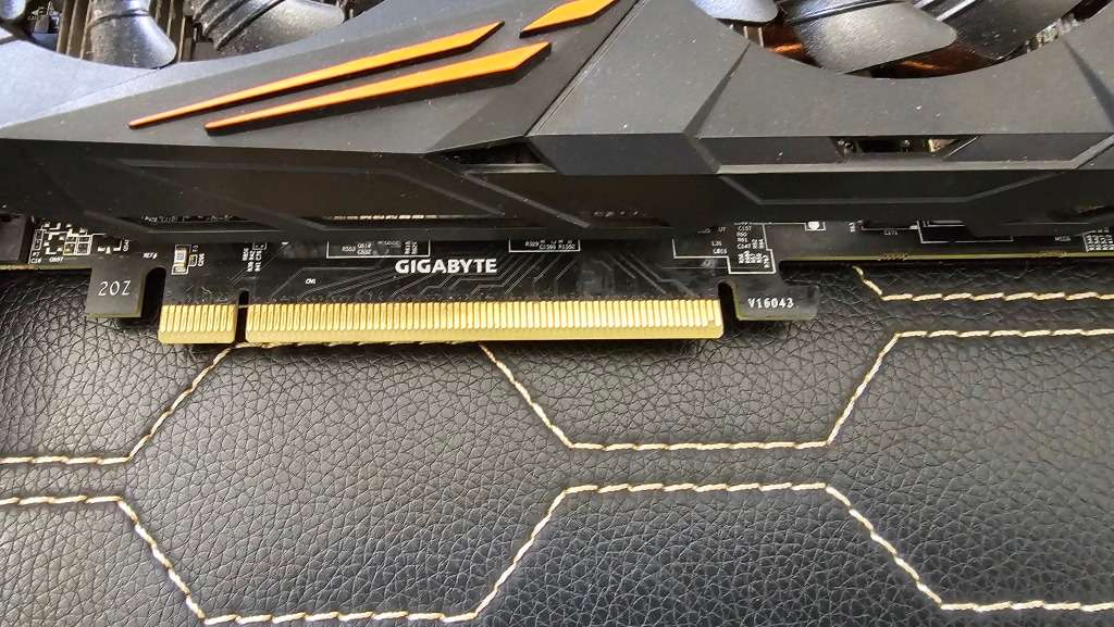Gigabyte GTX 1070 8GB. Please read