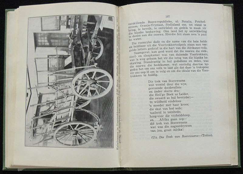 Kultuurskatte Uit Die Voortrekker-Tydperk. ('n Kultuur-Historiese Studie). van Rooyen. G. H.