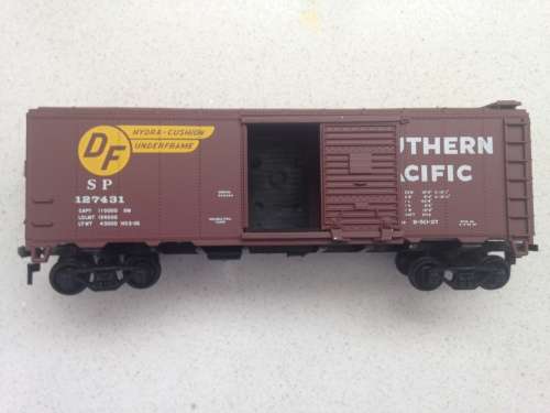 Athearh HO model train