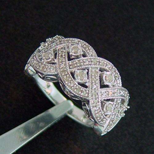 Absolutely GORGEOUS !! 44 Natural Diamond Ring