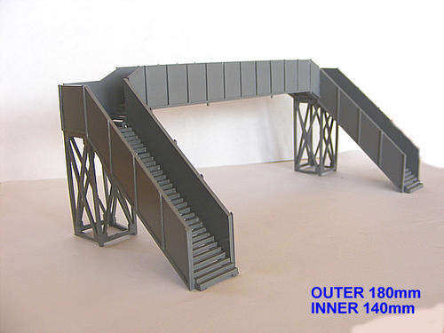 SAR  FOOTBRIDGE  DOUBLE RAIL